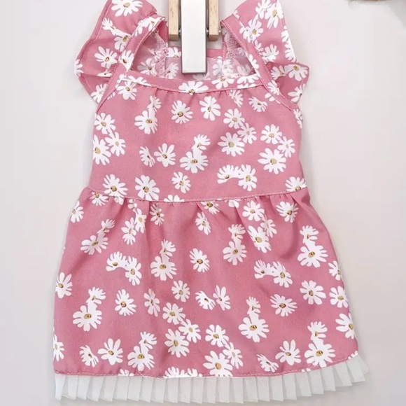 Daisy Graphic Pet Dress with Breathable Loungewear for Dogs and Cats - Picture 7 of 10